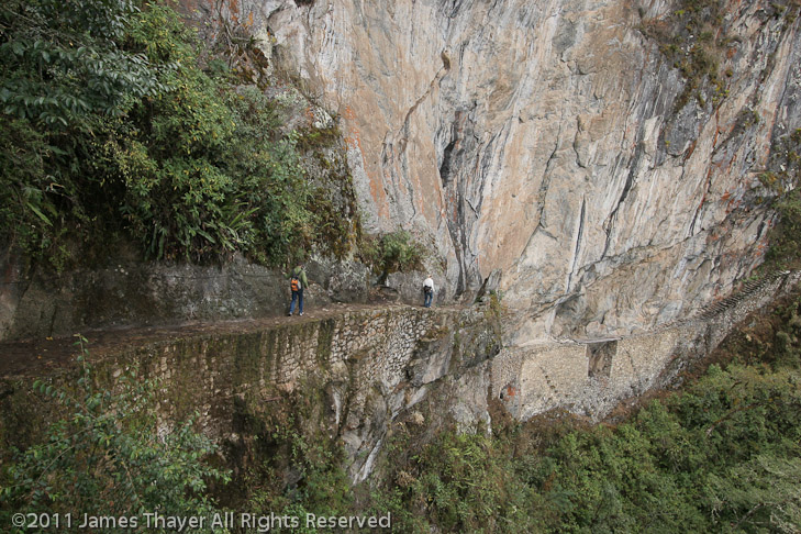 The trail down to the Inca Bridge.